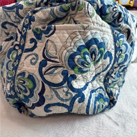 Vera Bradley Mediterranean White Duffle Bag - Picture 10 of 13
